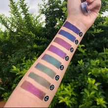 Load image into Gallery viewer, Chameleon Shadow